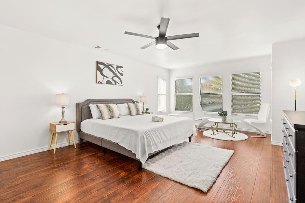 5 Bedrooms With Chefs Kitchen 2 Masters Room And Game Lounge San Antonio Exterior foto