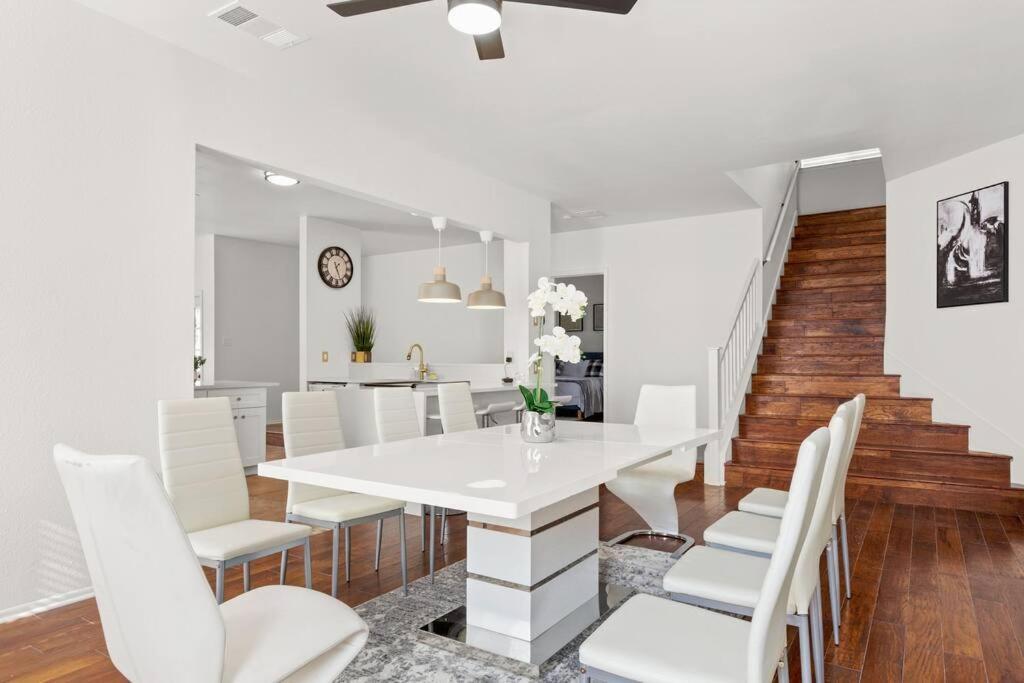 5 Bedrooms With Chefs Kitchen 2 Masters Room And Game Lounge San Antonio Exterior foto
